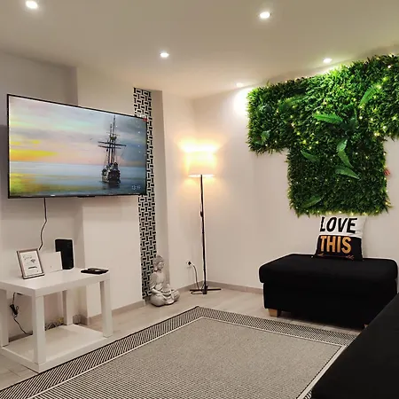 Dolce Crystal Budapesta