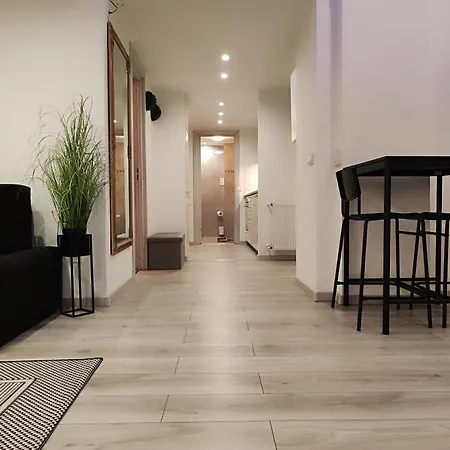 Dolce Crystal Apartment